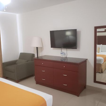 Hotel Presidente Енсенада Екстер'єр фото